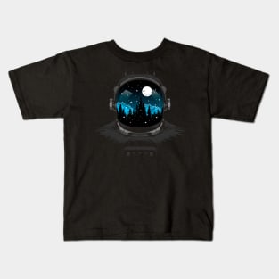 Astronaut crystal snow Kids T-Shirt